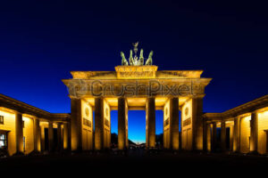 stock-photo-brandenburg-gate-in-berlin-at-night-597140